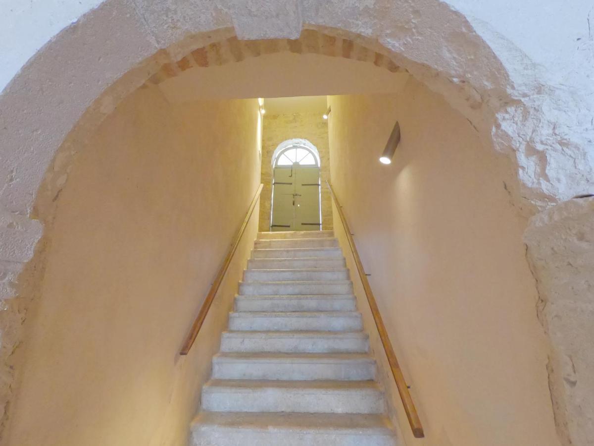 Historic Piazza House & Romantic Hidden Garden Đảo Hvar Ngoại thất bức ảnh
